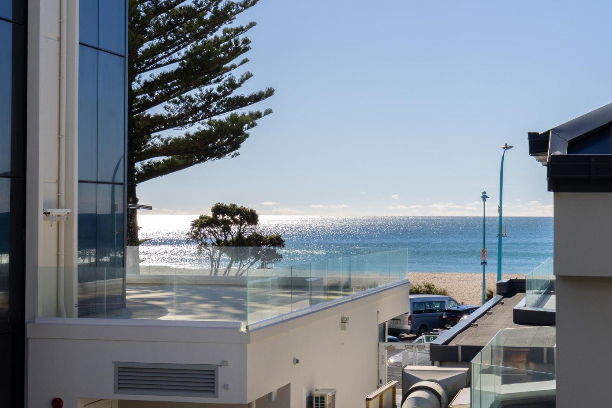 Seaside At Eleven Mt Maunganui Apartman Mount Maunganui Kültér fotó